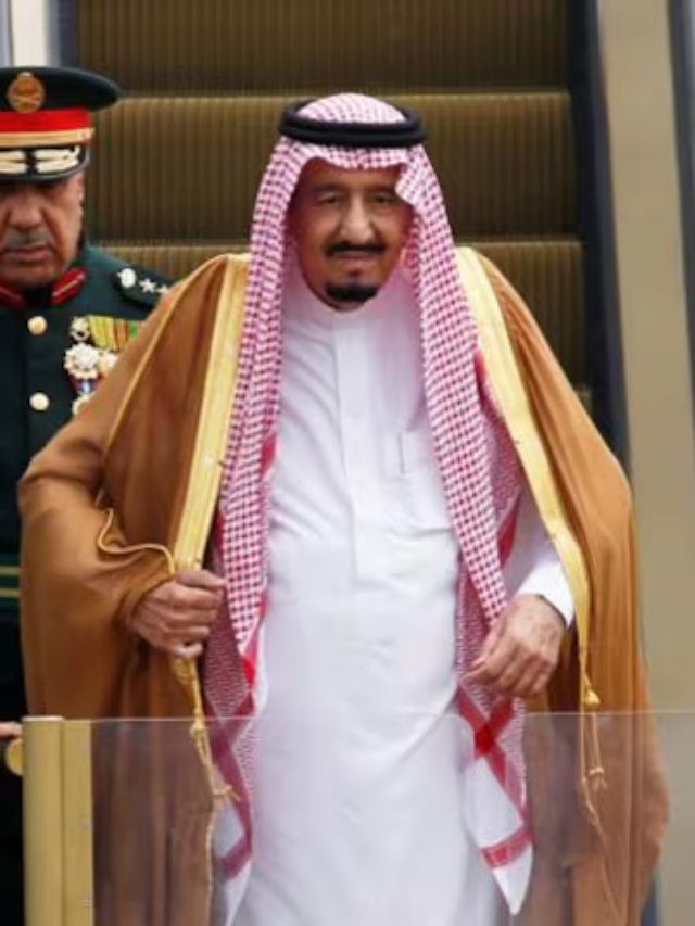 Saudi King Undergoes Treatment for Lung Inflammation at Royal Palace