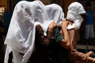 Pakistan: People encounter massive load-shedding suffer as severe heatwave grips nation