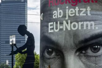 Voters head to the polls on final day of EU elections Voters head to the polls on final day of EU elections