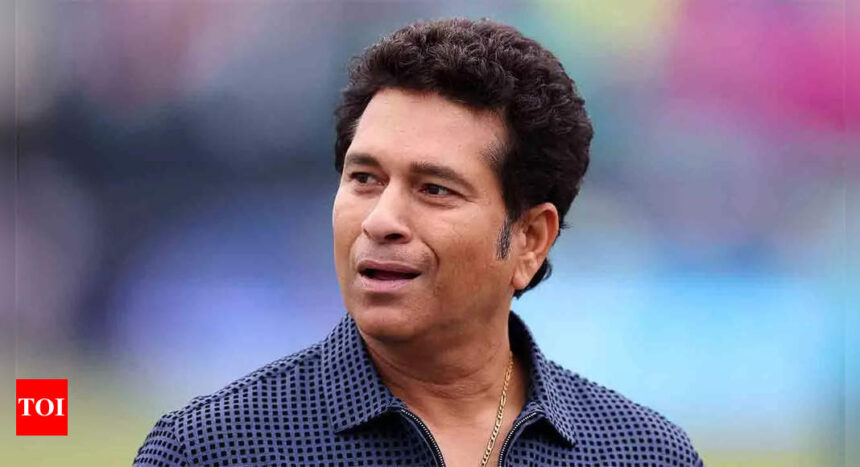 Watch: Sachin Tendulkar plays baseball in USA | Cricket News - Parami News