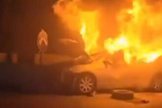 Video shows Israeli driver’s car set on fire after he mistakenly enters Palestinian territory