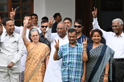 INDIA bloc will win 295 seats, says Kharge after meeting INDIA bloc leaders