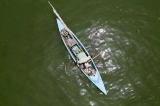 Oil-tainted lake a symptom, and symbol, of Venezuela’s collapse