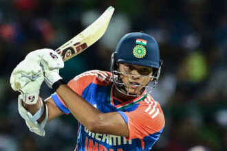 Witty Ashish Nehra leaves Yashasvi Jaiswal speechless with Virat-Rohit remark – Watch | Cricket News