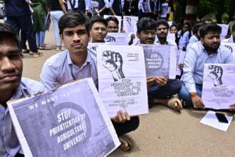 UASB plans to grant affiliation to private agriculture colleges; students protest