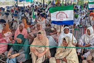 Farmers to hold maha panchayat on September 15 and 22, ask center to open borders to Delhi