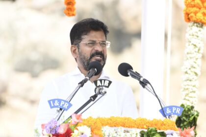 Telangana CM announces ₹12,000 financial assistance to landless agriculture labourers from this year  