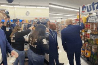 Donald Trump Viral Video: Donald Trump makes a run to grocery store in Pennsylvania; vows to lower prices once elected | World News