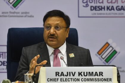 EC seeks explanation from Maharashtra Chief Secretary, DGP for failing to comply with transfer orders