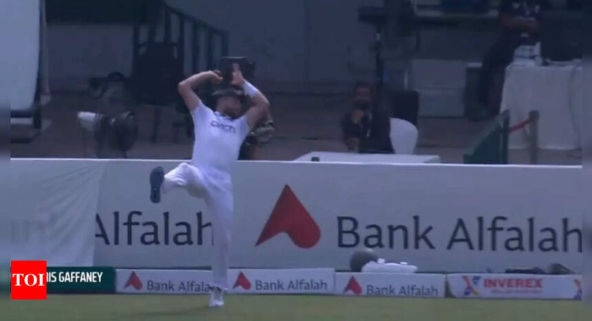 CONTROVERSY! Chris Woakes denied an OUTSTANDING catch by bold umpiring decision – watch | Cricket News