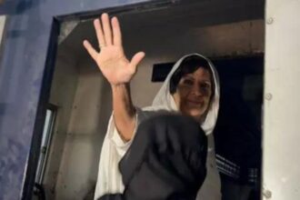 Former Pakistan PM Imran Khan’s sisters shifted to Jhelum jail on judicial remand Former Pakistan PM Imran Khan’s sisters shifted to Jhelum jail on judicial remand