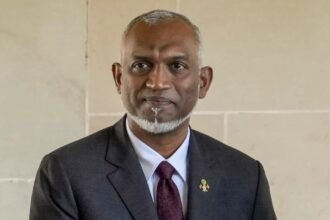 Cash-strapped Maldives removes 228 government appointees to cut costs Cash-strapped Maldives removes 228 government appointees to cut costs