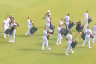 England players carry chairs in Pakistan ahead of 3rd Test in Rawalpindi | Cricket News