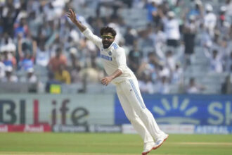 WATCH: Ravindra Jadeja stuns everyone with a run-out out of nowhere