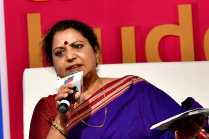 Vanamala Viswanatha comes out with translation of Kuvempu’s Malegalalli Madumagalu