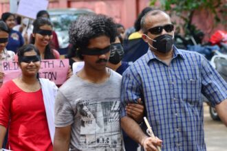 Don’t hold white cane or grab us, offer your elbow: people with visually impairment to individuals who want to help