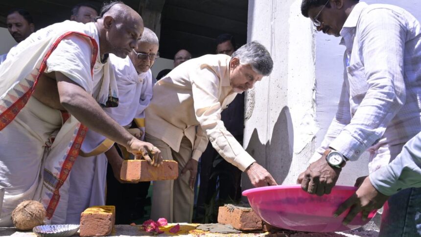 Amaravati development: Andhra Pradesh CM Chandrababu Naidu sets three-year deadline  