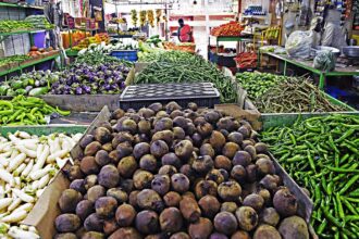 Grocery baskets in Bengaluru households get costlier by ₹150-200 in the festive season