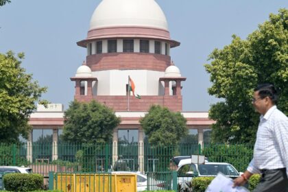 Supreme Court refuses to entertain plea alleging contempt of demolition order by three States