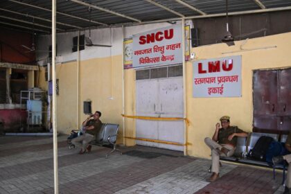 Jhansi medical college fire: U.P. govt removes principal, suspends three staff members