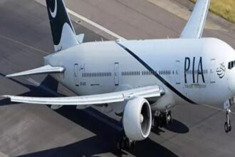 Pakistan Airlines gets just one bidder, quotes PKR 10 billion for 60% share Pakistan Airlines gets just one bidder, quotes PKR 10 billion for 60% share