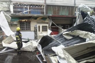 Typhoon Kong-Rey: Taiwan cleans up after Typhoon Kong-rey leaves two dead Typhoon Kong-Rey: Taiwan cleans up after Typhoon Kong-rey leaves two dead