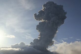 Mount Lewotobi Laki-Laki: Indonesia’s Mount Laki-laki erupts again, spewing ash 8,000 meters high Mount Lewotobi Laki-Laki: Indonesia’s Mount Laki-laki erupts again, spewing ash 8,000 meters high