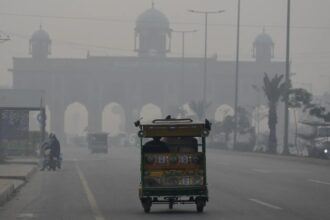 11 million children at risk: Unicef urges Pakistan government to act on hazardous air pollution