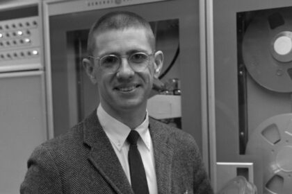 Thomas E Kurtz, a creator of BASIC computer language, dies at 96 | World News