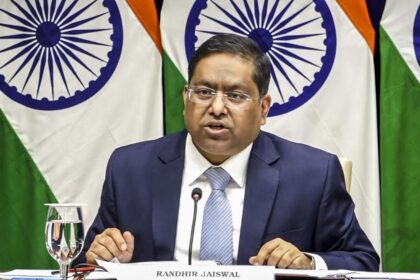 ‘How can this govt be part of probe into itself’: Congress’ dig at MEA response on Adani issue