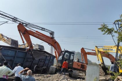 Experts baffled by goods train derailment in Telangana