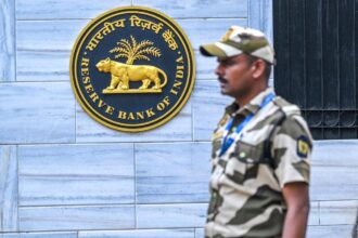 Reserve Bank of India receives bomb threat, probe under way