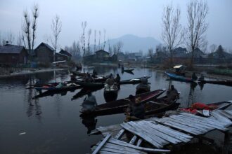 Cold wave conditions intensify in Kashmir; Srinagar records minus 5.3 degrees C
