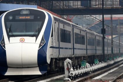 Pune-Hubballi Vande Bharat Express will halt at Ghataprabha