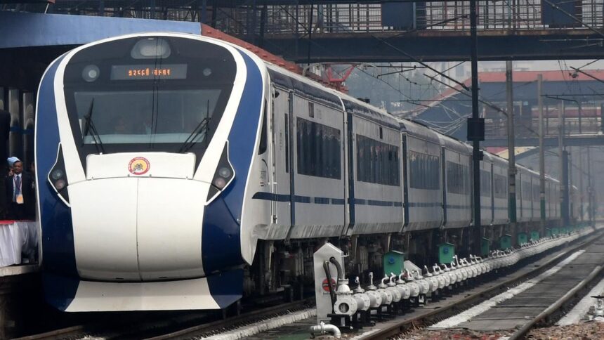 Pune-Hubballi Vande Bharat Express will halt at Ghataprabha