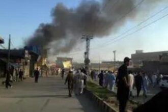 Death toll in Pakistan sectarian clashes now over 130, official says