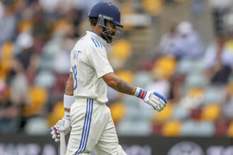 IND vs AUS: ‘Virat Kohli should learn from MS Dhoni and retire’ – Indian run machine flops again | Cricket News