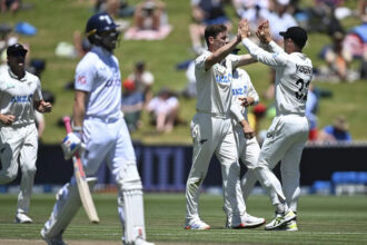 New Zealand thrash England by 423 runs for consolation victory
