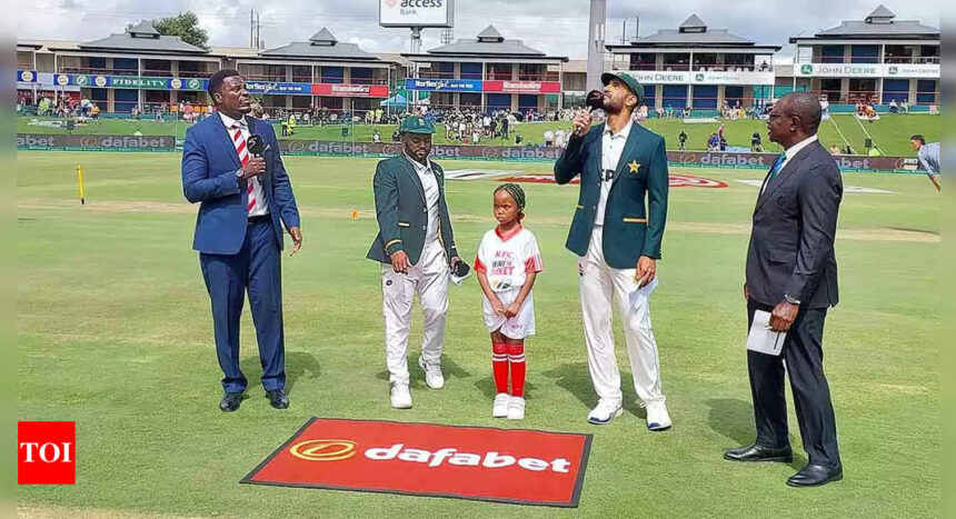 Live Cricket Score: South Africa vs Pakistan 1st Test Day 1