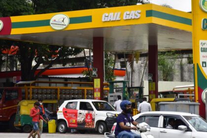 Karnataka targets 1,414 CNG stations by 2030; Bengaluru Urban leads with 77 stations