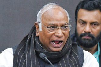 Congress leaders condemn allegations made against Kharge, call it “humiliating attack”