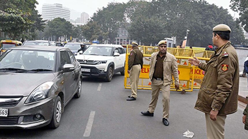 Delhi Police to enforce traffic restrictions for New Year Eve celebrations; strict checking to curb drunk driving, hooliganism