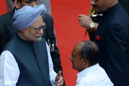 Manmohan Singh revived Indian economy with the touch of a magician, says A.K. Antony