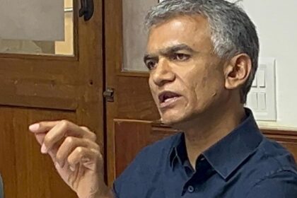 BJP is ‘plotting to finish’ JD(S), cautions Krishna Byre Gowda
