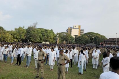 Students, police personnel sing patriotic song in sign language