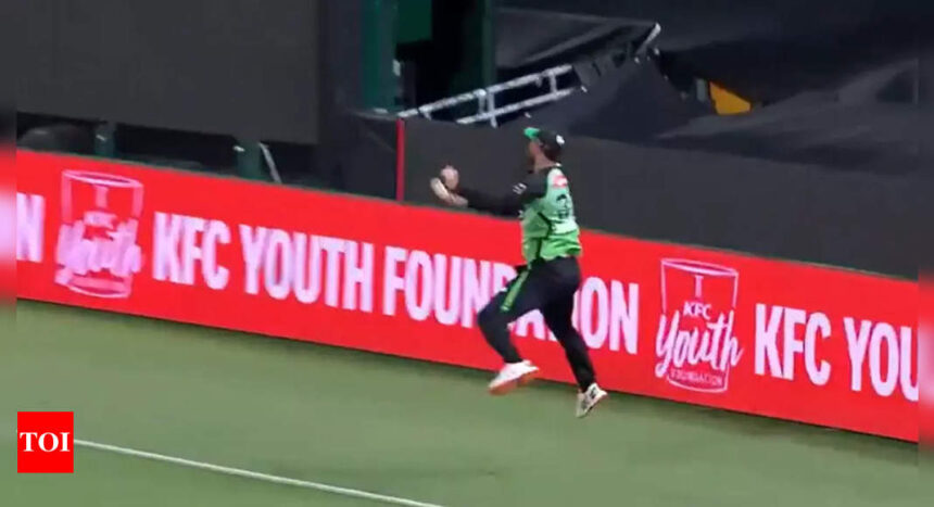 Glenn Maxwell turns ‘LeBron James’ to pluck a blinder out of thin air. Watch |