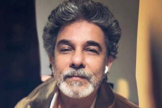 EXCLUSIVE: Deepak Tijori wins 12-year-long battle against his residential society: “They FROZE my bank account; spread stories that due to my bad behaviour, I am being thrown out of the building” : Bollywood News