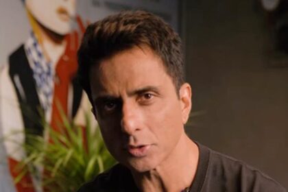 Sonu Sood offers opening day tickets for Fateh at Rs 99, promises to donate profits to charity : Bollywood News