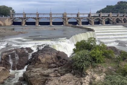 Water discharge from Mettur dam increases